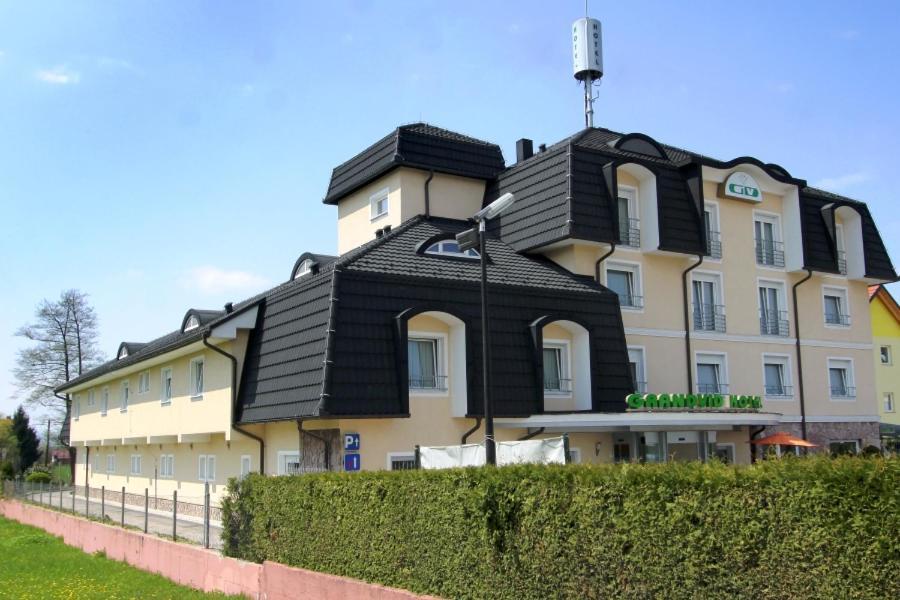 Grandvid Hotel Škofljica Exterior foto